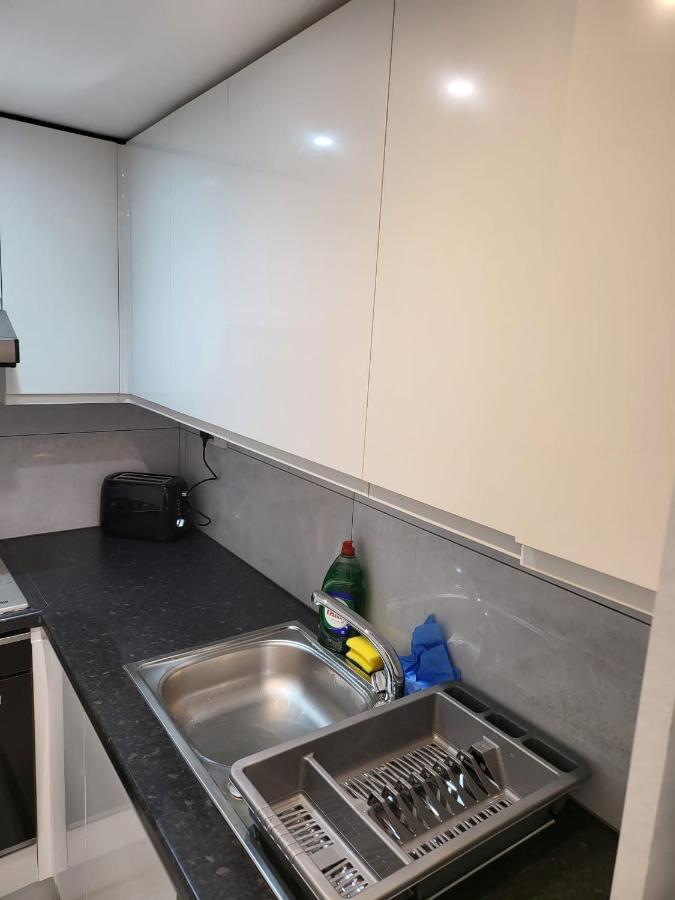 Fancy Basement Flat B Daire Londra Dış mekan fotoğraf